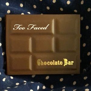 Too faced chocolate bar